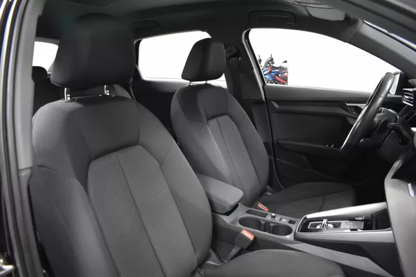 Audi A3 30 TFSi SPORT*AUTOMAT*DPH* - foto 9
