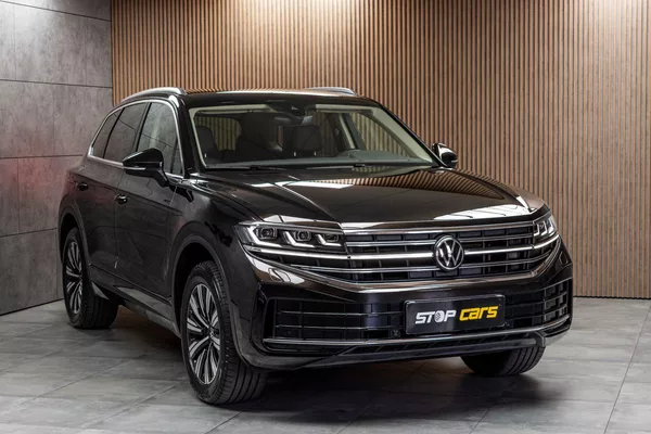 Volkswagen Touareg 3.0 TDI 210kW EXCLUSIVE*ČR 1.M - foto 3