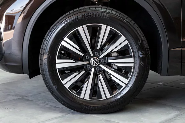 Volkswagen Touareg 3.0 TDI 210kW EXCLUSIVE*ČR 1.M - foto 32