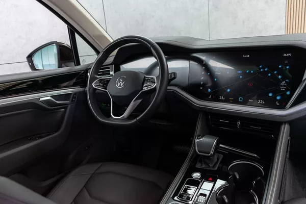 Volkswagen Touareg 3.0 TDI 210kW EXCLUSIVE*ČR 1.M - foto 8