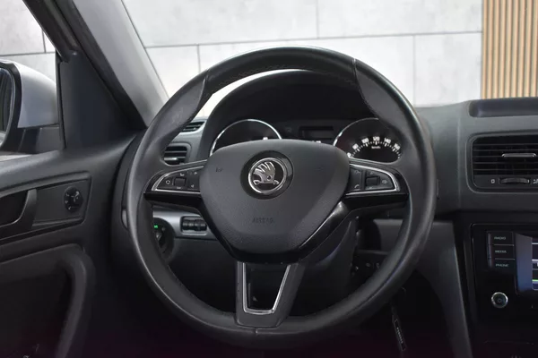 Škoda Yeti 1.2 TSI 81kW *OFFROAD ACTIVE* - foto 16