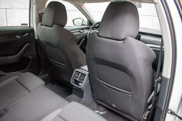 Škoda Octavia 2.0 TDI 110kW AMBITION+*ČR*1.M - foto 14