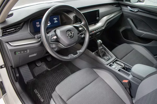 Škoda Octavia 2.0 TDI 110kW AMBITION+*ČR*1.M - foto 16