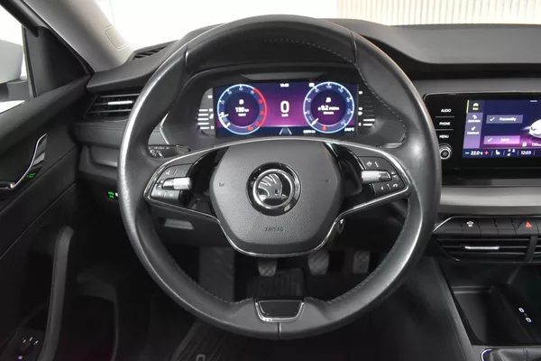 Škoda Octavia 2.0 TDI 110kW AMBITION+*ČR*1.M - foto 17