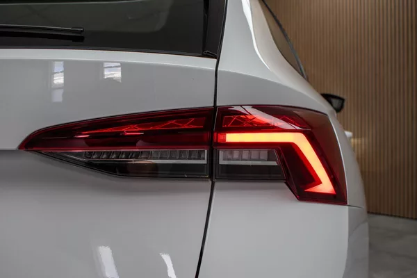 Škoda Octavia 2.0 TDI 110kW AMBITION+*ČR*1.M - foto 30