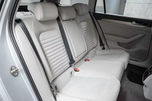Volkswagen Passat 2.0 TDI ELEGANCE*ACC*ČR*1.MAJ - foto 13