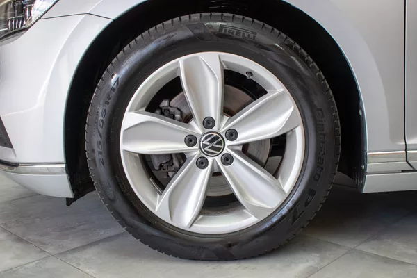 Volkswagen Passat 2.0 TDI ELEGANCE*ACC*ČR*1.MAJ - foto 38