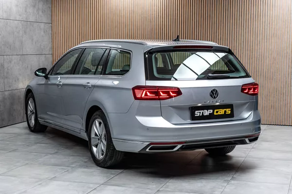 Volkswagen Passat 2.0 TDI ELEGANCE*ACC*ČR*1.MAJ - foto 5