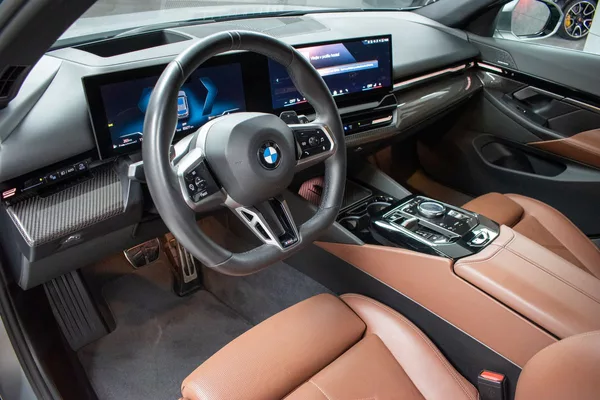 BMW Řada 5 540d xDrive ///M*HK*ČR*ZÁRUKA - foto 20