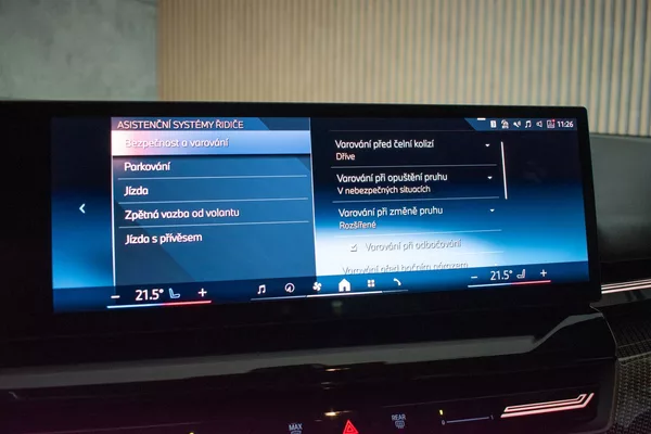 BMW Řada 5 540d xDrive ///M*HK*ČR*ZÁRUKA - foto 37