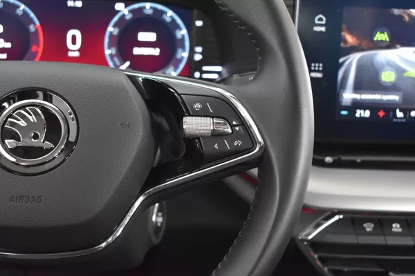 Škoda Octavia 1.5 TSI STYLE*DPH*ČR 1.MAJ* - foto 16
