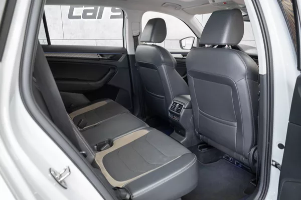 Škoda Kodiaq 2.0TDI DSG*7.MÍST*ACC*PANORAMA - foto 12