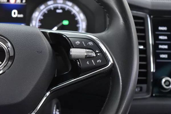 Škoda Kodiaq 2.0TDI DSG*7.MÍST*ACC*PANORAMA - foto 23