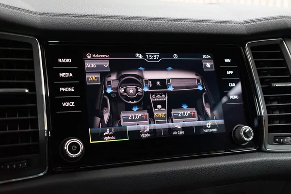 Škoda Kodiaq 2.0TDI DSG*7.MÍST*ACC*PANORAMA - foto 27