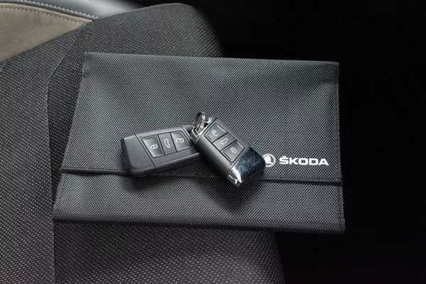 Škoda Kodiaq 2.0TDI DSG*7.MÍST*ACC*PANORAMA - foto 37