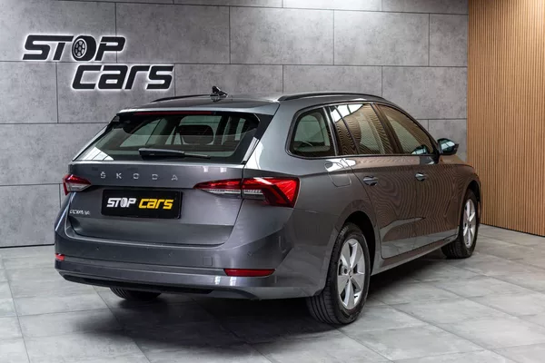 Škoda Octavia 2.0TDI DSG*ACC*MIRROR-LINK*DPH - foto 6