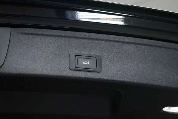 Audi A4 2.0 TDI KAMERA*ACC*VIRTUAL*DPH - foto 40