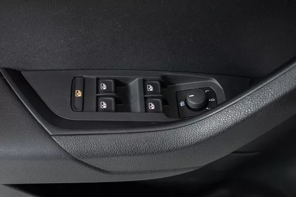Škoda Karoq 1.5 TSI TAŽNÉ*KAMERA*ČR* - foto 14