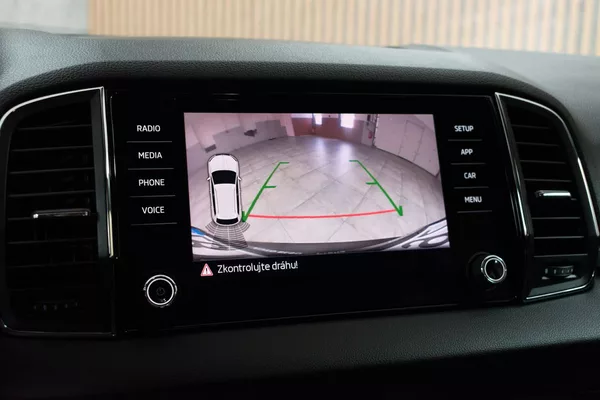 Škoda Karoq 1.5 TSI TAŽNÉ*KAMERA*ČR* - foto 22