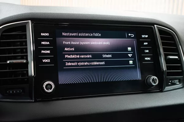 Škoda Karoq 1.5 TSI TAŽNÉ*KAMERA*ČR* - foto 26