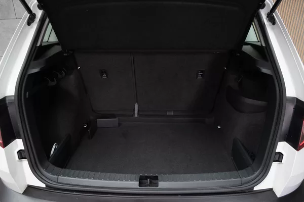 Škoda Karoq 1.5 TSI TAŽNÉ*KAMERA*ČR* - foto 32