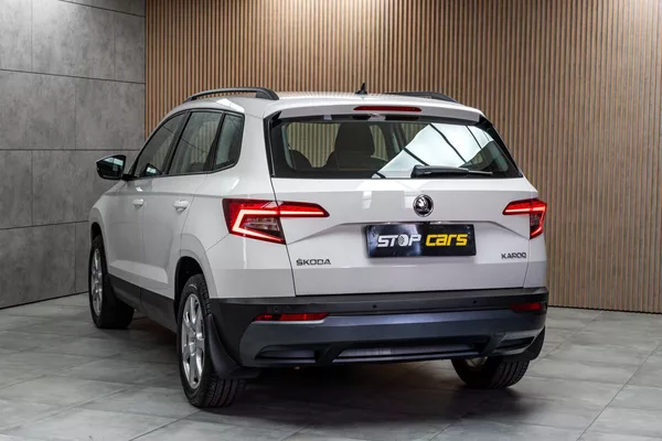 Škoda Karoq 1.5 TSI TAŽNÉ*KAMERA*ČR* - foto 4