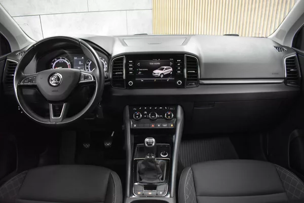 Škoda Karoq 1.5 TSI TAŽNÉ*KAMERA*ČR* - foto 7