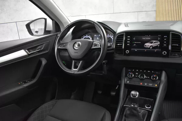 Škoda Karoq 1.5 TSI TAŽNÉ*KAMERA*ČR* - foto 8