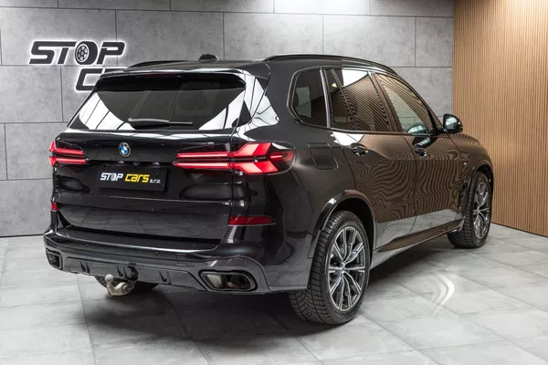 BMW X5 xDrive30d ///M*TAŽNÉ*7.MÍST*ČR - foto 7
