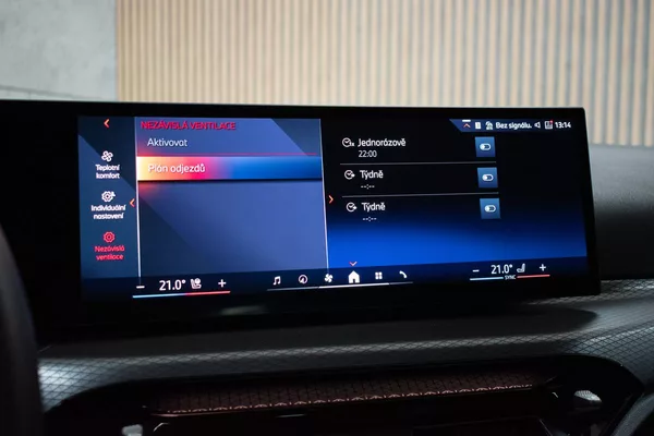 BMW Řada 3 320d xDrive ///M*ZÁRUKA*ČR 1.M - foto 32