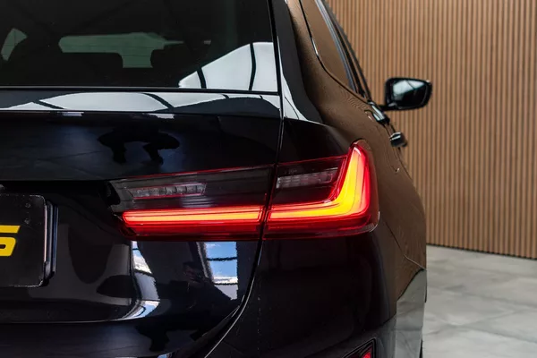 BMW Řada 3 320d xDrive ///M*ZÁRUKA*ČR 1.M - foto 44