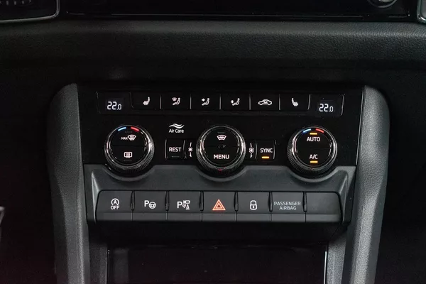 Škoda Kodiaq 2.0 TDI 4x4*STYLE+*TAŽNÉ*ČR 1M - foto 28