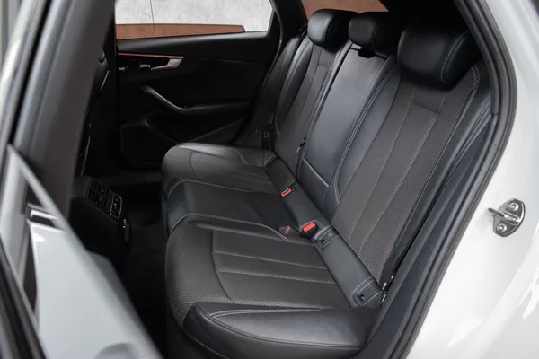 Audi A4 2.0 TDI S-LINE*ACC*TAŽNÉ*DPH* - foto 12