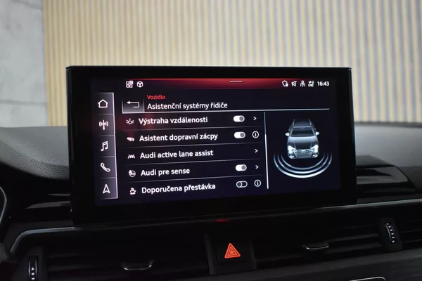Audi A4 2.0 TDI S-LINE*ACC*TAŽNÉ*DPH* - foto 31
