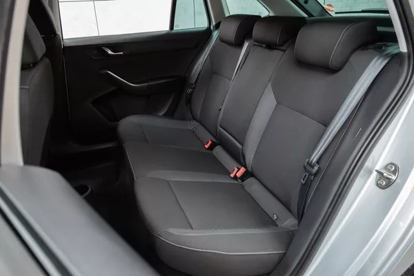 Škoda Rapid 1.2 TSI 63kW*2xKOLA*AUT.KLIMA* - foto 12