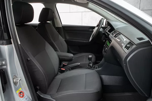 Škoda Rapid 1.2 TSI 63kW*2xKOLA*AUT.KLIMA* - foto 13