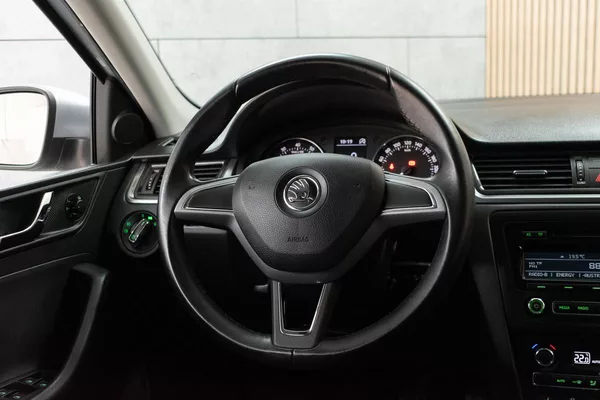 Škoda Rapid 1.2 TSI 63kW*2xKOLA*AUT.KLIMA* - foto 17