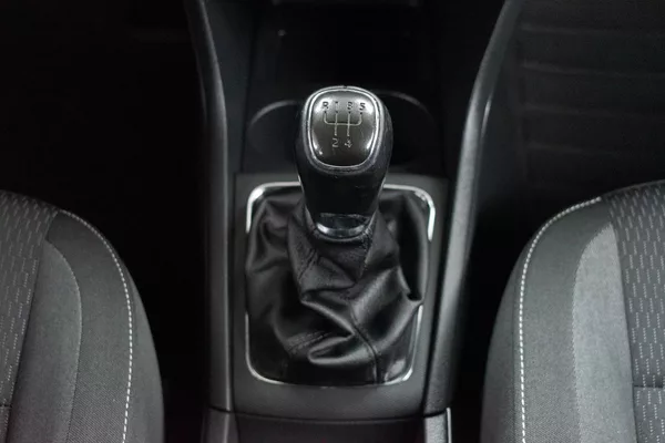 Škoda Rapid 1.2 TSI 63kW*2xKOLA*AUT.KLIMA* - foto 19