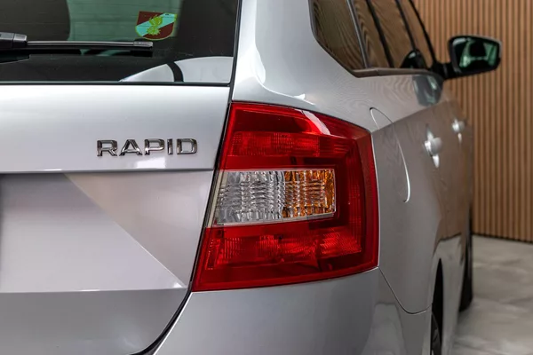 Škoda Rapid 1.2 TSI 63kW*2xKOLA*AUT.KLIMA* - foto 28