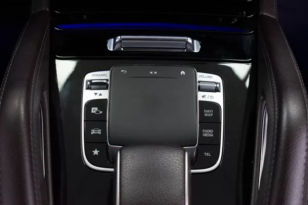 Mercedes-Benz GLE 450 AMG*TAŽNÉ*AIR*2xKOLA*DPH* - foto 26