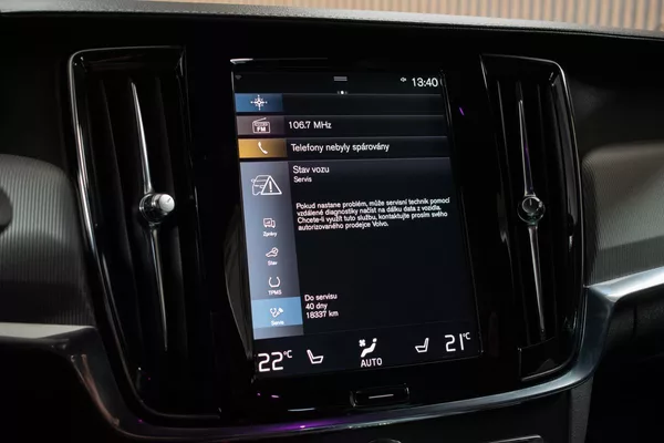 Volvo V90 D5 AWD R-DESIGN*HARMAN/KARDON* - foto 31
