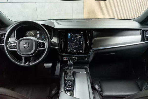 Volvo V90 D5 AWD R-DESIGN*HARMAN/KARDON* - foto 7