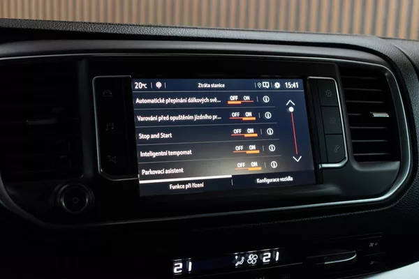 Opel 2.0 CDTi 8.MÍST*TAŽNÉ*KAMERA* - foto 28