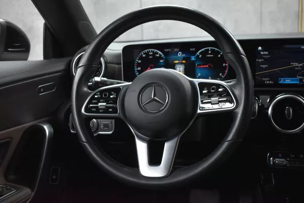 Mercedes-Benz CLA 180d PROGRESSIVE*KAMERA*ACC* - foto 16