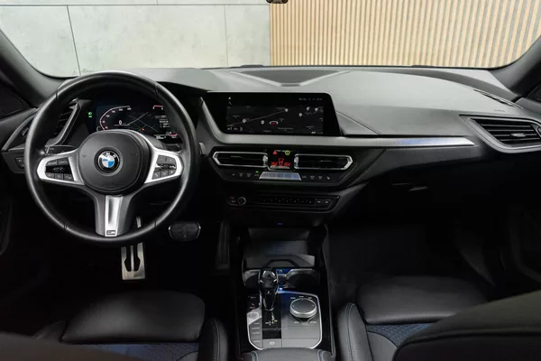 BMW Řada 2 218d ///MSPORT*TAŽNÉ*DPH*ČR 1M - foto 7