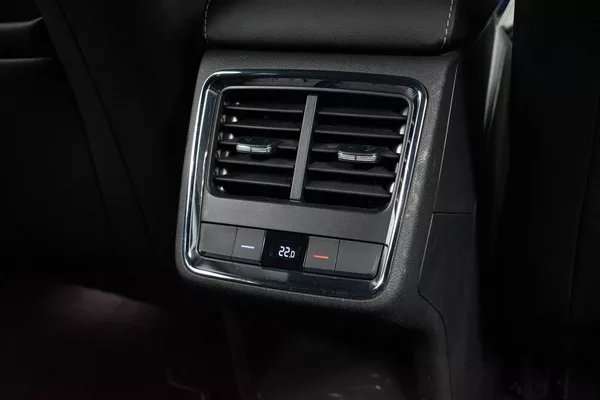 Škoda Enyaq 60 62kWh SPORTLINE*SoH-87%*DPH - foto 14
