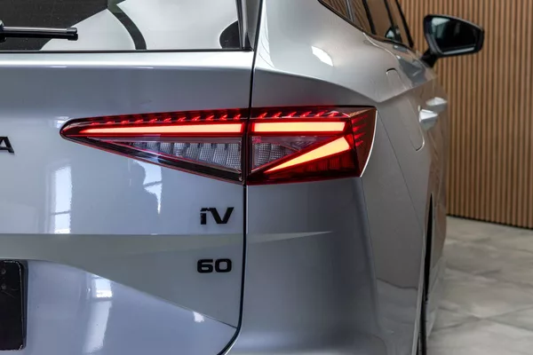 Škoda Enyaq 60 62kWh SPORTLINE*SoH-87%*DPH - foto 35