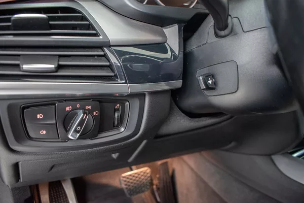 Mercedes-Benz Třídy V V 300d LONG*4MATIC*AMG*TAŽNÉ* - foto 16