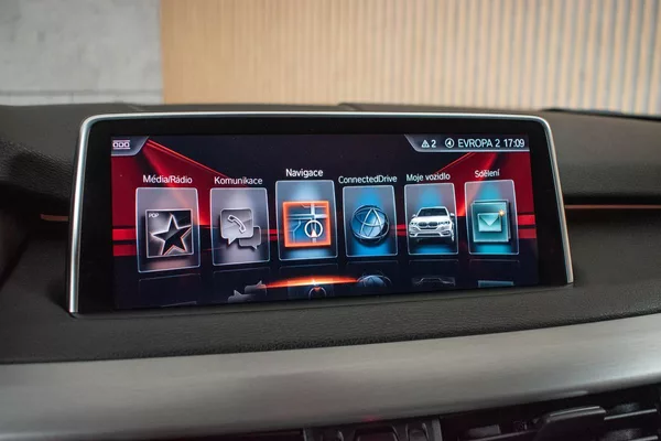 Mercedes-Benz Třídy V V 300d LONG*4MATIC*AMG*TAŽNÉ* - foto 27