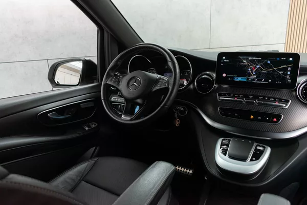Mercedes-Benz Třídy V V 300d LONG*4MATIC*AMG*TAŽNÉ* - foto 8